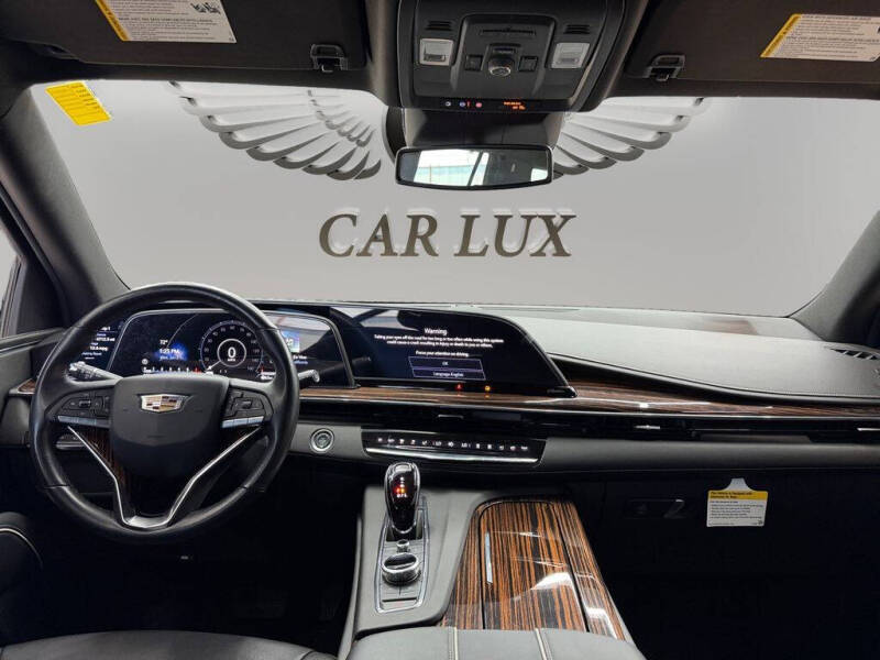 2024 Cadillac Escalade Luxury