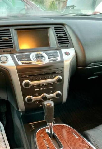 2009 Nissan Murano LE