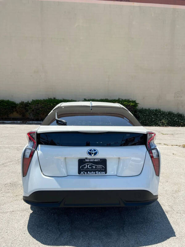 2016 Toyota Prius
