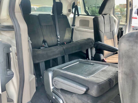 2012 Dodge Grand Caravan American Value Package