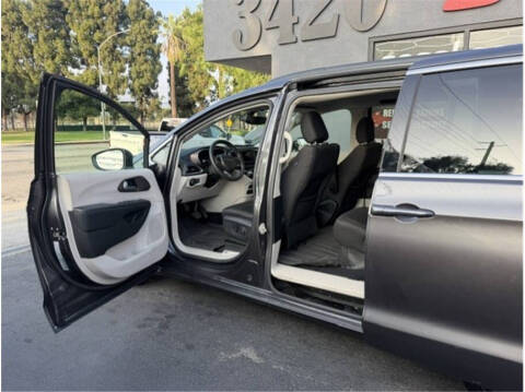 2018 Chrysler Pacifica Touring Plus