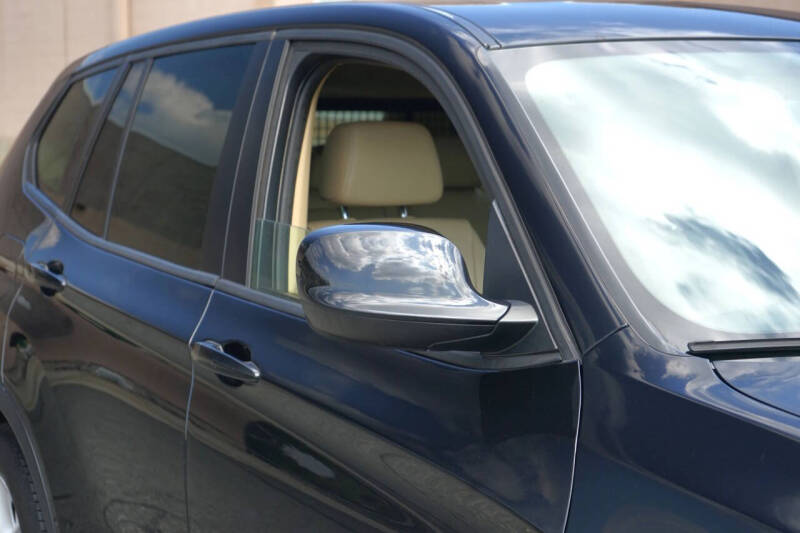 2011 BMW X3 xDrive28i