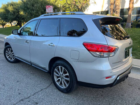 2014 Nissan Pathfinder SL
