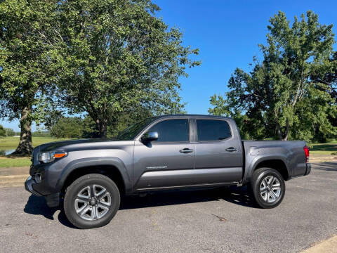 2017 Toyota Tacoma for sale at LAMB MOTORS INC in Hamilton AL
