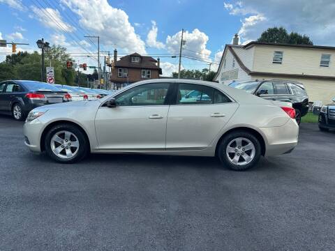 2014 Chevrolet Malibu for sale at FIVE POINTS AUTO CENTER in Lebanon PA