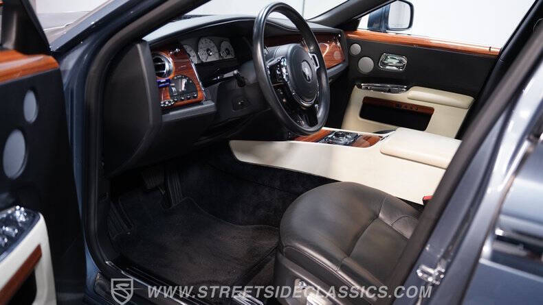 2010 Rolls-Royce Ghost