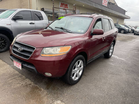 2009 Hyundai Santa Fe for sale at Six Brothers Mega Lot in Youngstown OH
