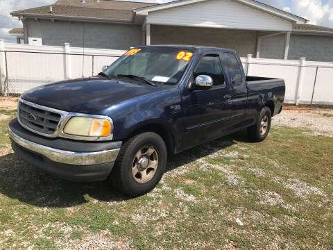 2002 Ford F-150 for sale at B AND S AUTO SALES in Meridianville AL