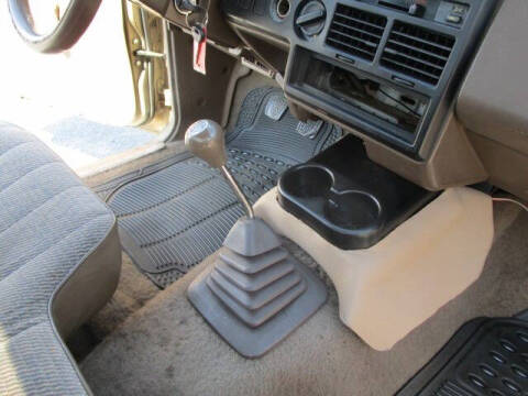 1987 Mazda B-Series B2000 LX