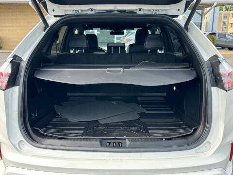 2023 Ford Edge ST
