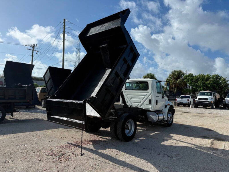 2011 International DuraStar 4300