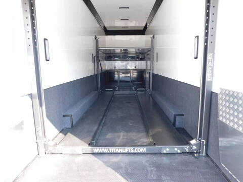 2025 United Trailers USH 32' Stacker Loaded