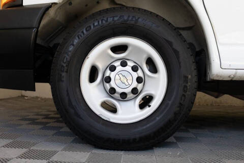 2020 Chevrolet Express 2500