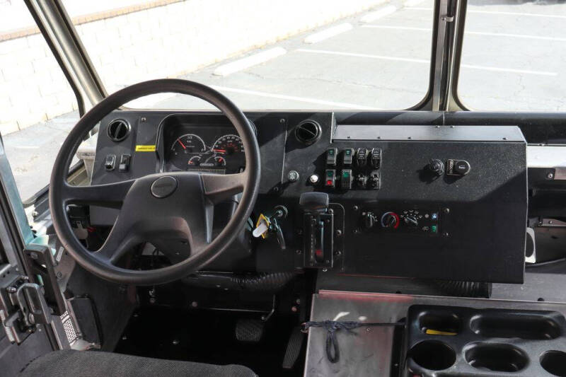 2020 Freightliner MT45 Chassis