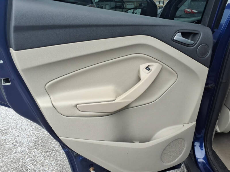 2016 Ford Escape SE