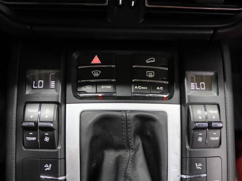 2020 Porsche Macan S