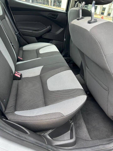2012 Ford Focus SE