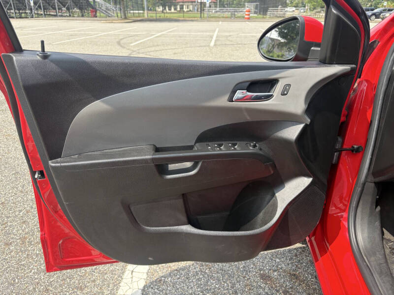 2016 Chevrolet Sonic LTZ Auto