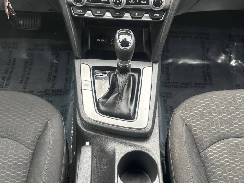 2020 Hyundai Elantra