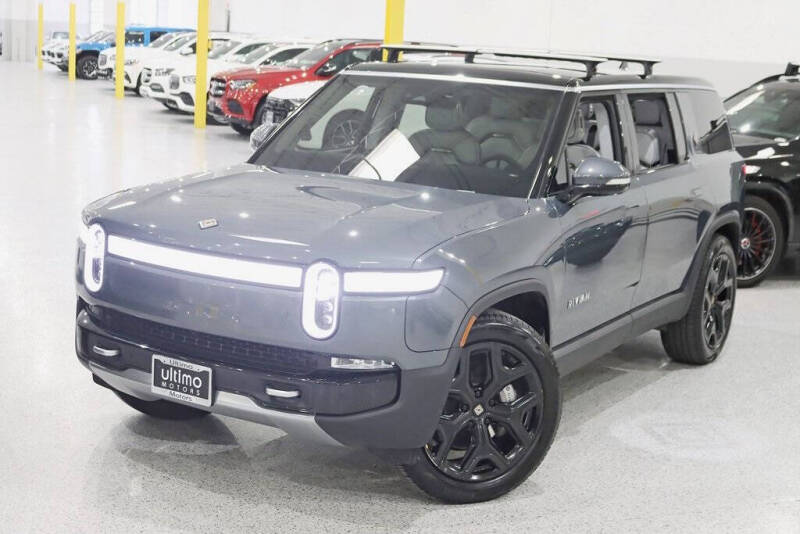 2024 Rivian R1S