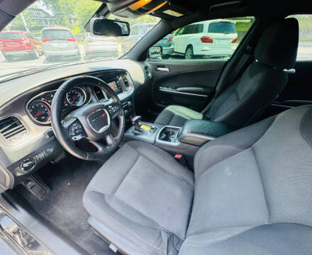2016 Dodge Charger SE