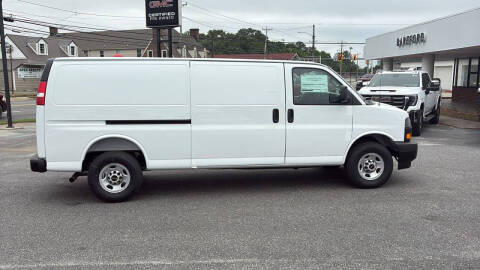 2026 GMC Savana 2500