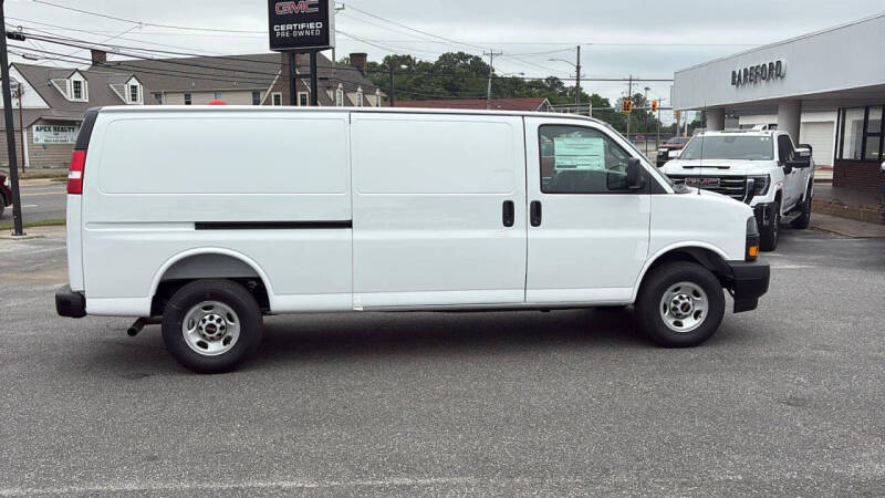 2026 GMC Savana 2500