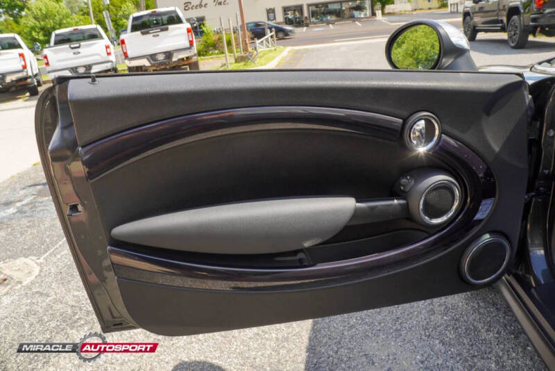 2011 MINI Cooper John Cooper Works