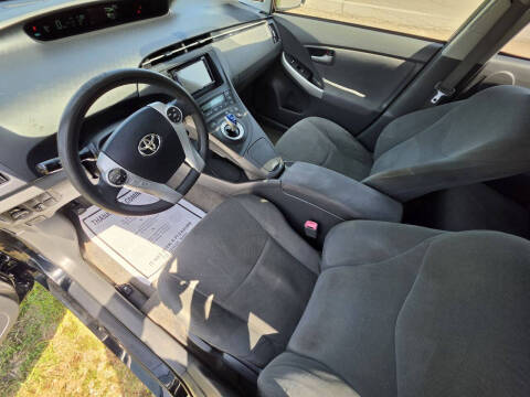 2010 Toyota Prius III