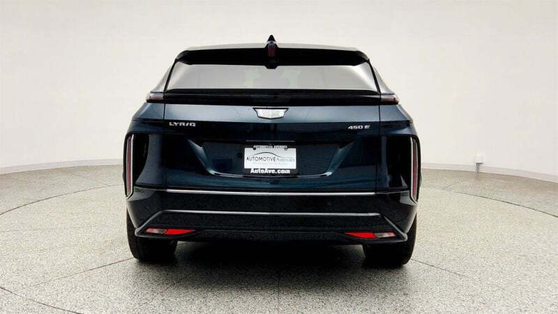 2024 Cadillac LYRIQ Tech