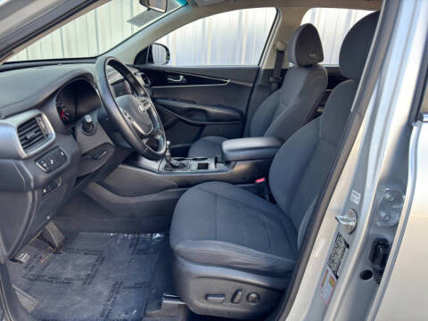 2020 Kia Sorento S V6