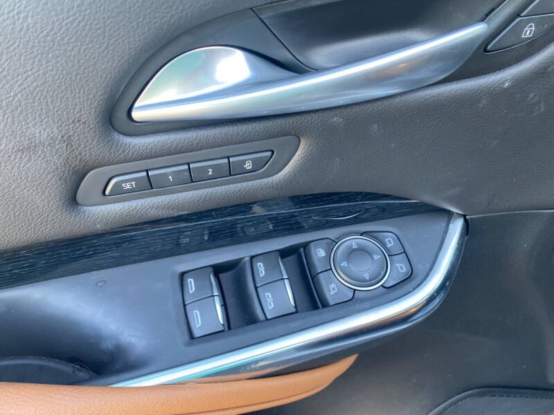 2025 Cadillac XT4 Sport