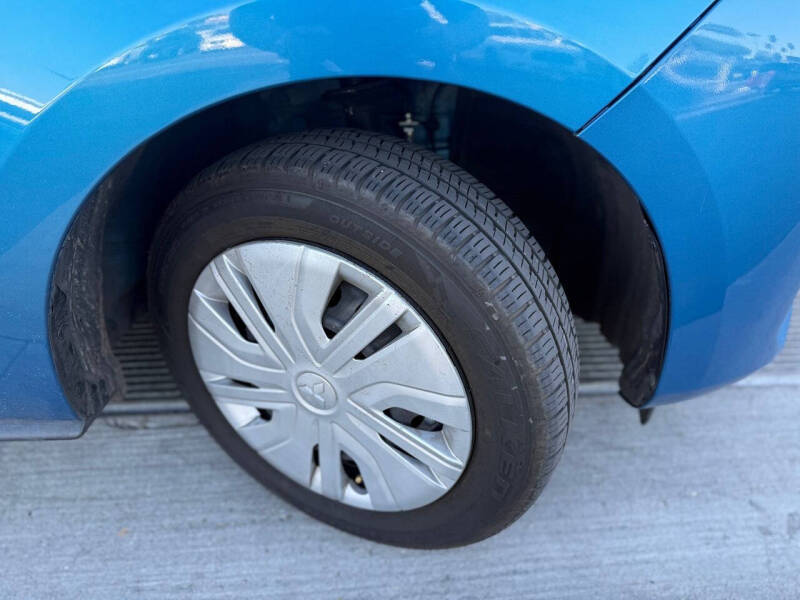 2024 Mitsubishi Mirage ES