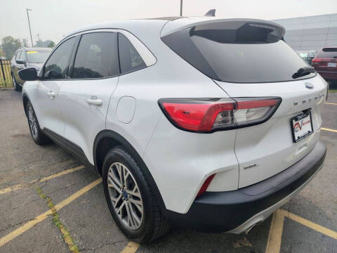 2022 Ford Escape SEL
