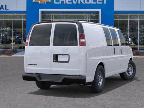 2025 Chevrolet Express 2500