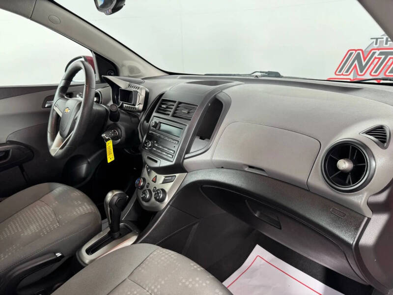2012 Chevrolet Sonic LS