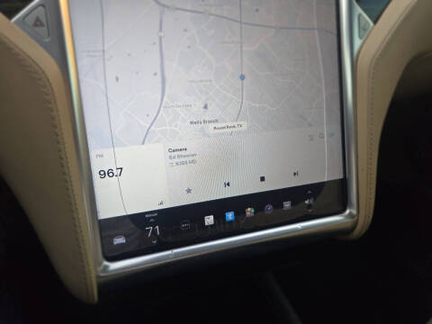 2016 Tesla Model S 70