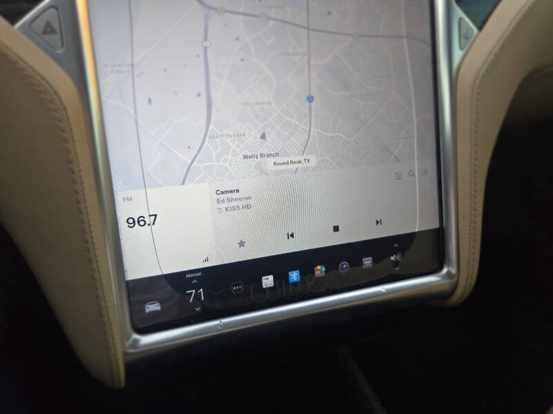 2016 Tesla Model S 70