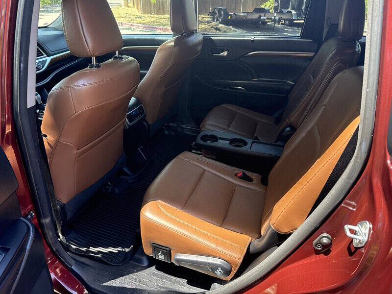 2017 Toyota Highlander