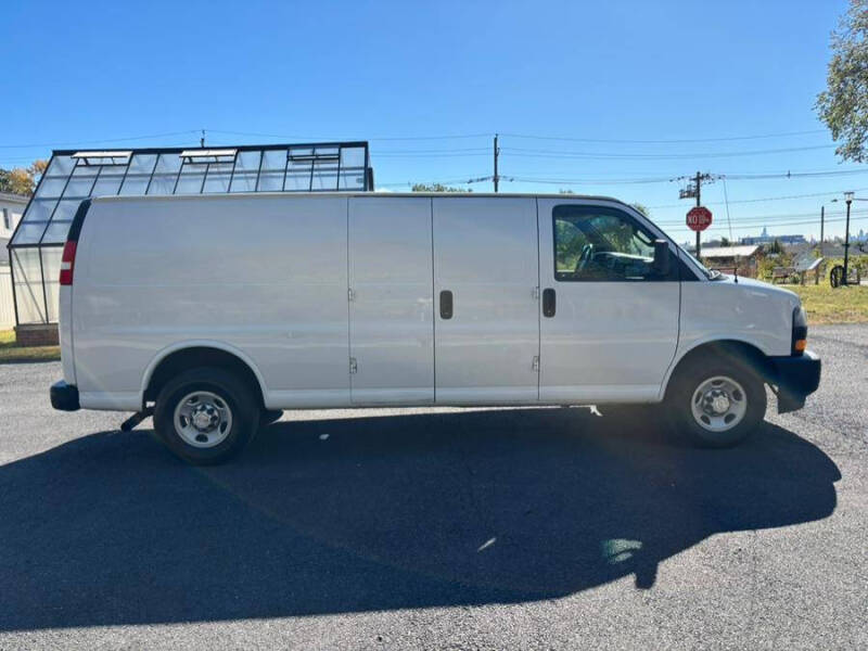 2019 Chevrolet Express 2500