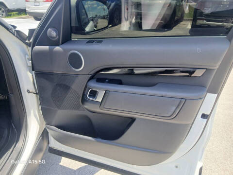 2020 Land Rover Discovery SE