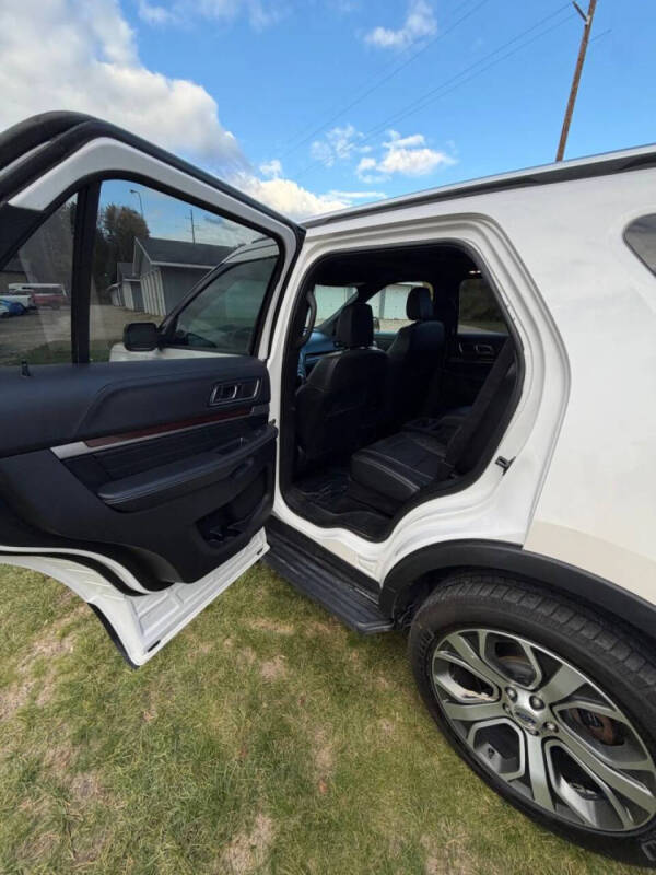 2019 Ford Explorer Platinum