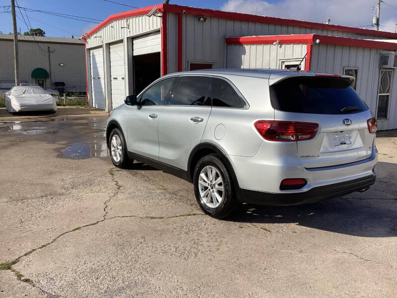 2019 Kia Sorento LX V6