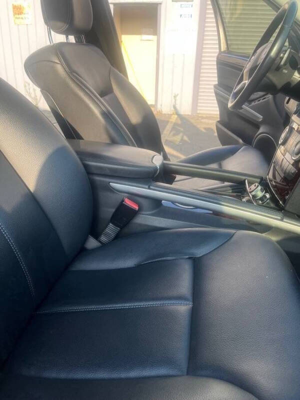 2012 Mercedes-Benz GL550