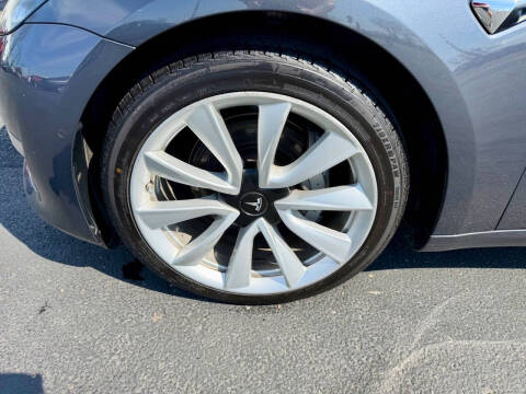 2019 Tesla Model 3 Long Range