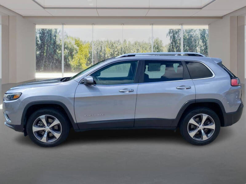 2020 Jeep Cherokee