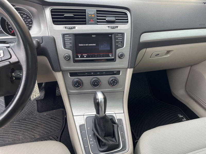 2016 Volkswagen Golf