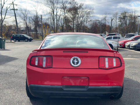 2010 Ford Mustang V6