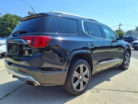 2018 GMC Acadia Denali