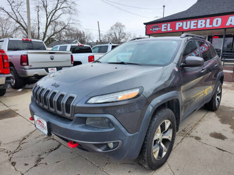 2016 Jeep Cherokee for sale at El Pueblo Auto Sales in Des Moines IA